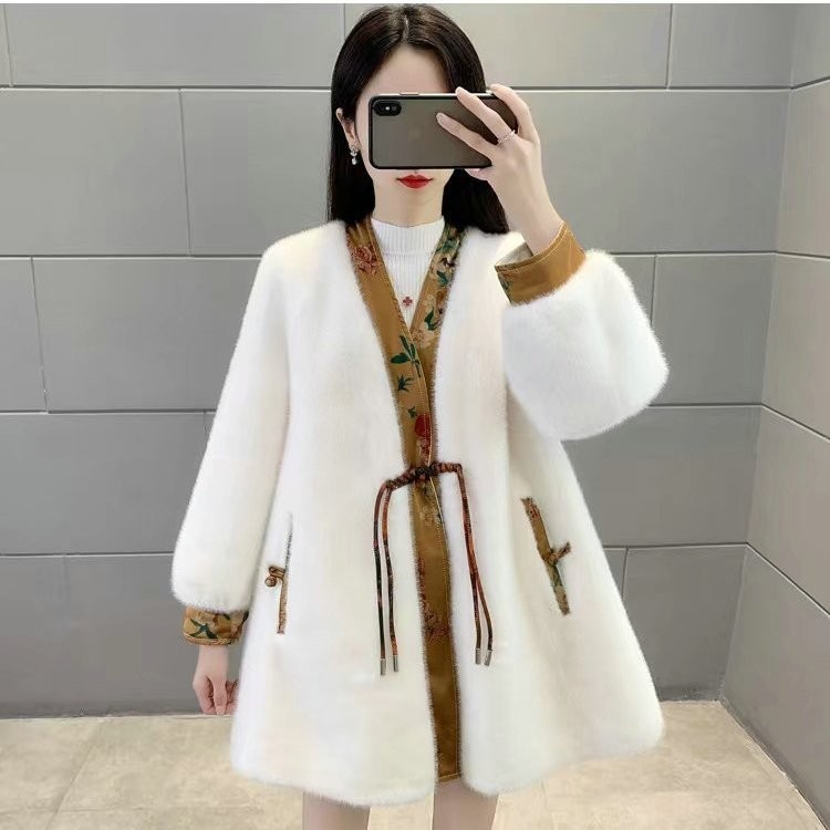 8413G41# High Quality Women's Sweater Imitation Faux Fur Cardigan Integrated Mother's Coat Winter Eco-friendly Jacket Can be Freely Matched