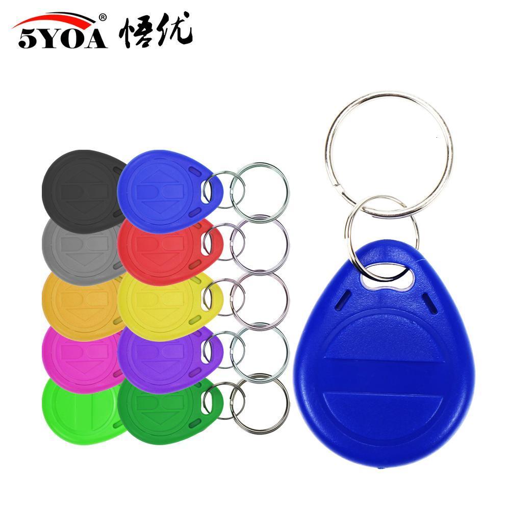 Access Control Card Reader 100pcs lot T5577 EM4305 RFID 125khz Key Keyfobs Copy Rewritable Writable Rewrite Duplicate Proximity ID Token Ring Blank 23