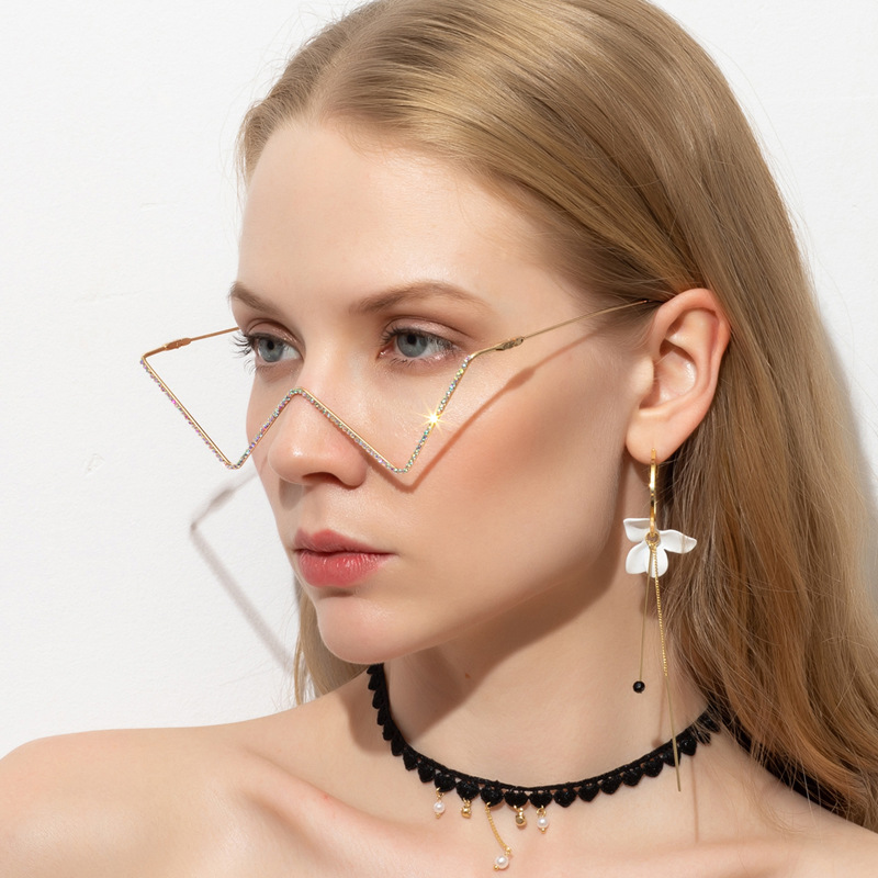 Rhinestone Metal Glasses W Shaped Decorative Glasses Frames Sexy Bling Diamond Eye Glasses No Lens Half Frame Fashion Eyewear INS Jewelry Accessories 
