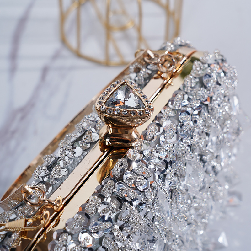 Evening Bags Women's Evening Bags Fashion Sequin Beaded Banquet Handbags Clutches Ladies Chain Small Shoulder Bag Purses 230830