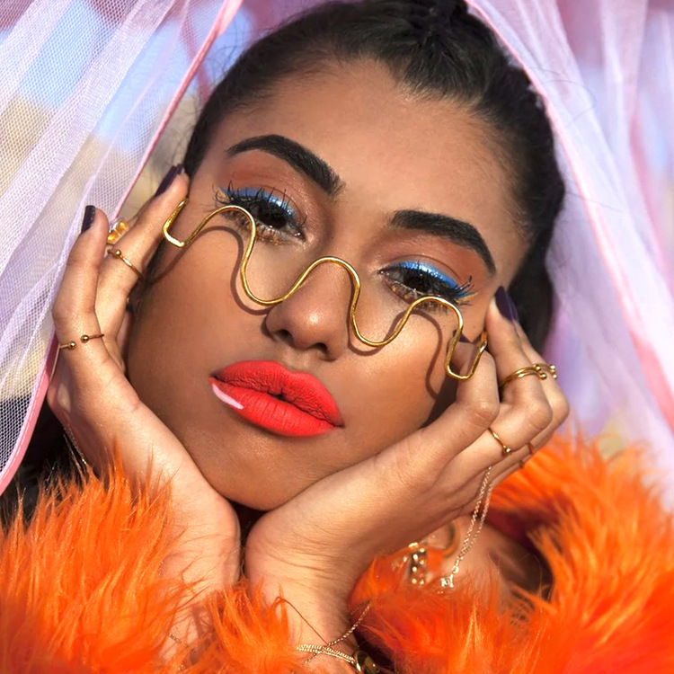 Rhinestone Metal Glasses W Shaped Decorative Glasses Frames Sexy Bling Diamond Eye Glasses No Lens Half Frame Fashion Eyewear INS Jewelry Accessories 
