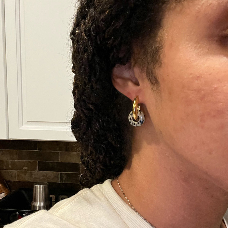 Charm White Natural Stone Donut Chunky Hoop Earring For Women Round Beads Hanging Earrings Travel Party Jewelry Gift 230830