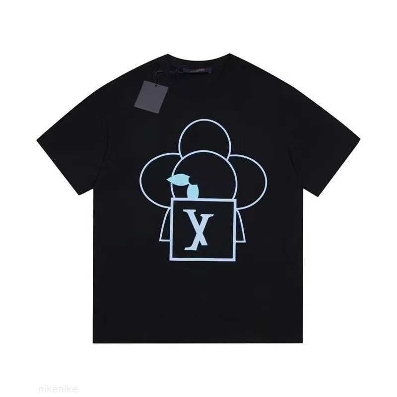 2023 Womens T-shirt Fashionable Cotton Short Sleeve Outdoor Casual Sportswear Breathable Fabric the Same High Version Clothing for Lovers L688
2023 Womens T-shirt Fashionable Cotton Short Sleeve Outdoor Casual Sportswear Breathable Fabric the Same High Version Clothing for Lovers L688