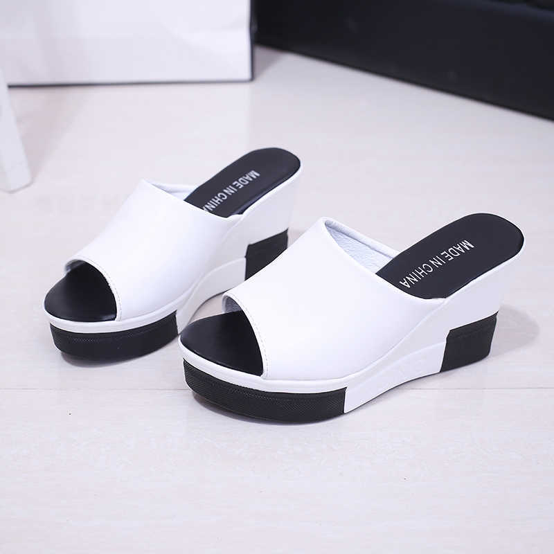 2021Fashion Flip Flops Women shoes Slippers Platform Summer Open Toe Wedges Sandals Ladies Shoes women Plus Size 35-40 R230228, Black
2021Fashion Flip Flops Women shoes Slippers Platform Summer Open Toe Wedges Sandals Ladies Shoes women Plus Size 35-40 R230228, Black