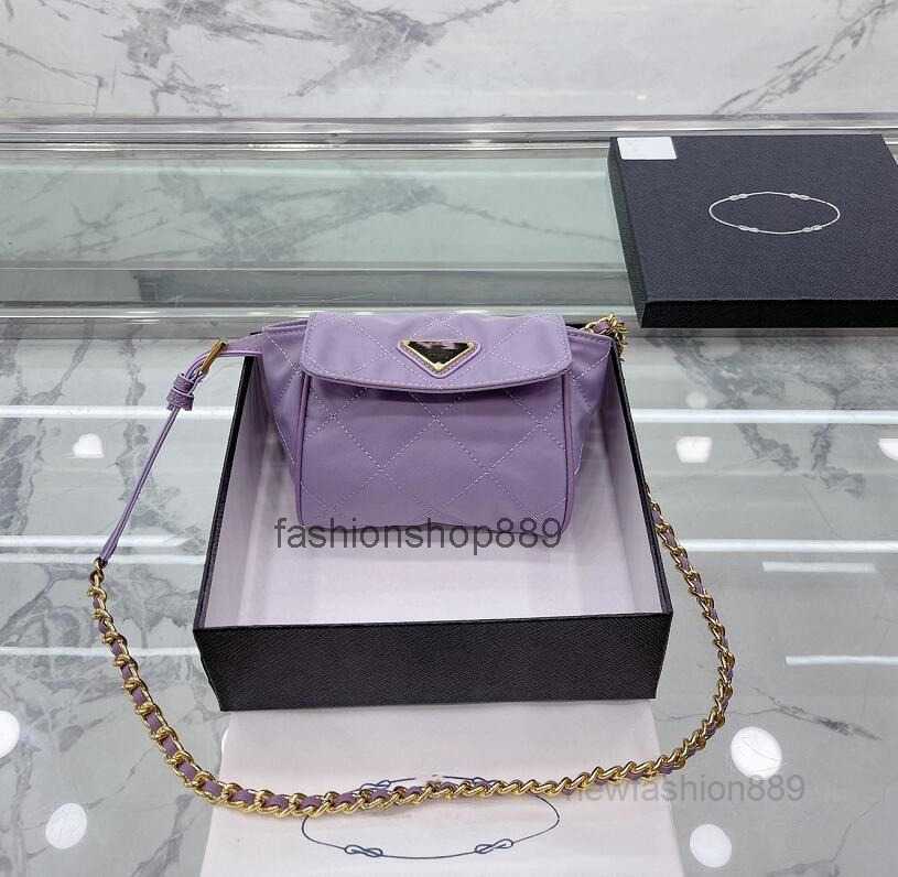 Evening Bags Body Cross bags Designer Fashion Refinement Triangle Meenger Bag Solid Color Simple Nylon tote Chain bag shoulder Luxury Brand
Evening Bags Body Cross bags Designer Fashion Refinement Triangle Meenger Bag Solid Color Simple Nylon tote Chain bag shoulder Luxury Brand