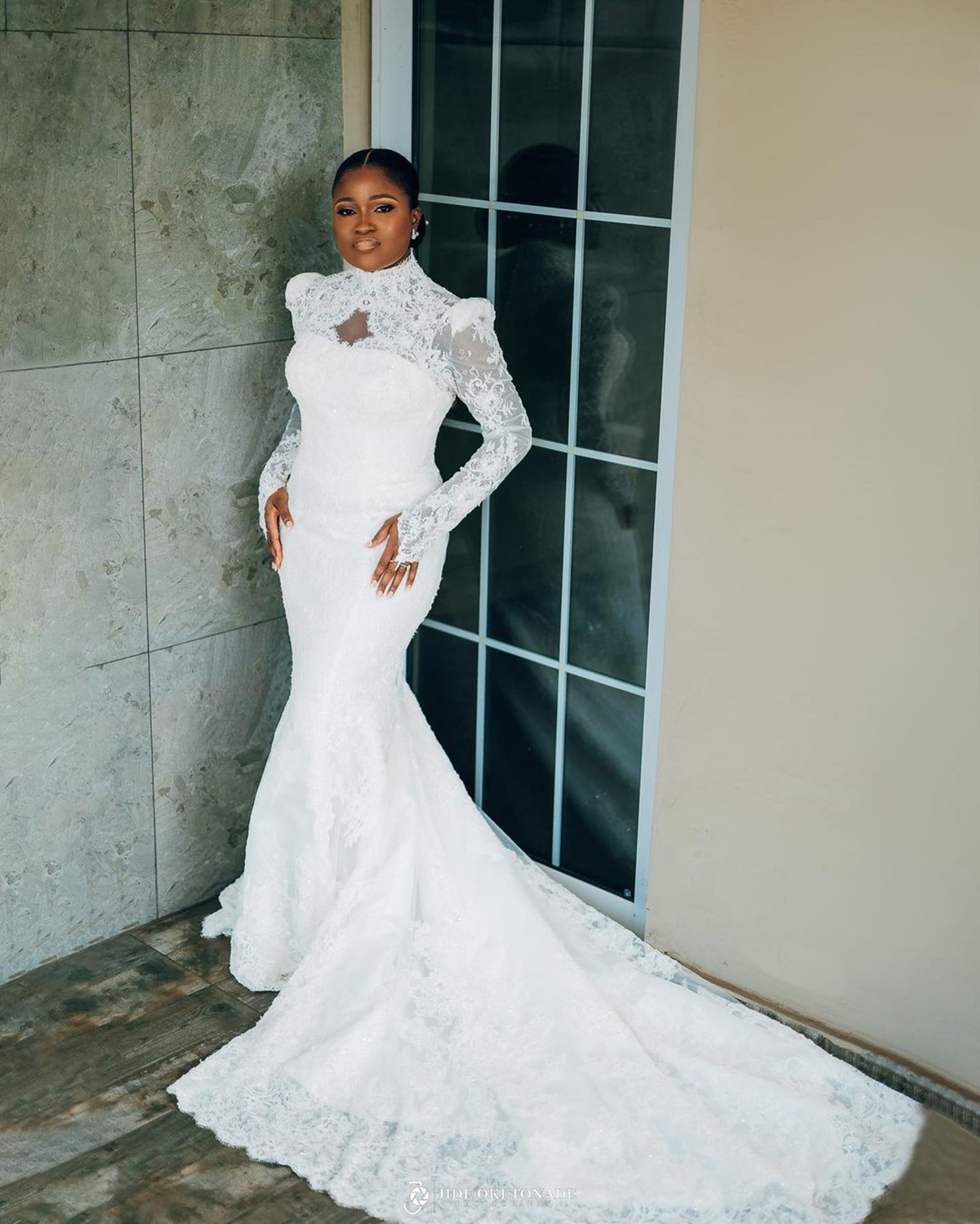 Glamorous Mermaid Wedding Dresses Jewel Illusion Bodice Lace Applicants Chapel Gown with Decorative Border Zipper Custom Made Plus Size Vestidos De No