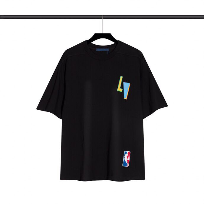 2023 Womens Mens T-shirts Fashion Summer Designer Men Casual Short Sleeve Tops Loose Hip Hop Street T-shirt Sweatshirt Size -XXL, Black
2023 Womens Mens T-shirts Fashion Summer Designer Men Casual Short Sleeve Tops Loose Hip Hop Street T-shirt Sweatshirt Size -XXL, Black
