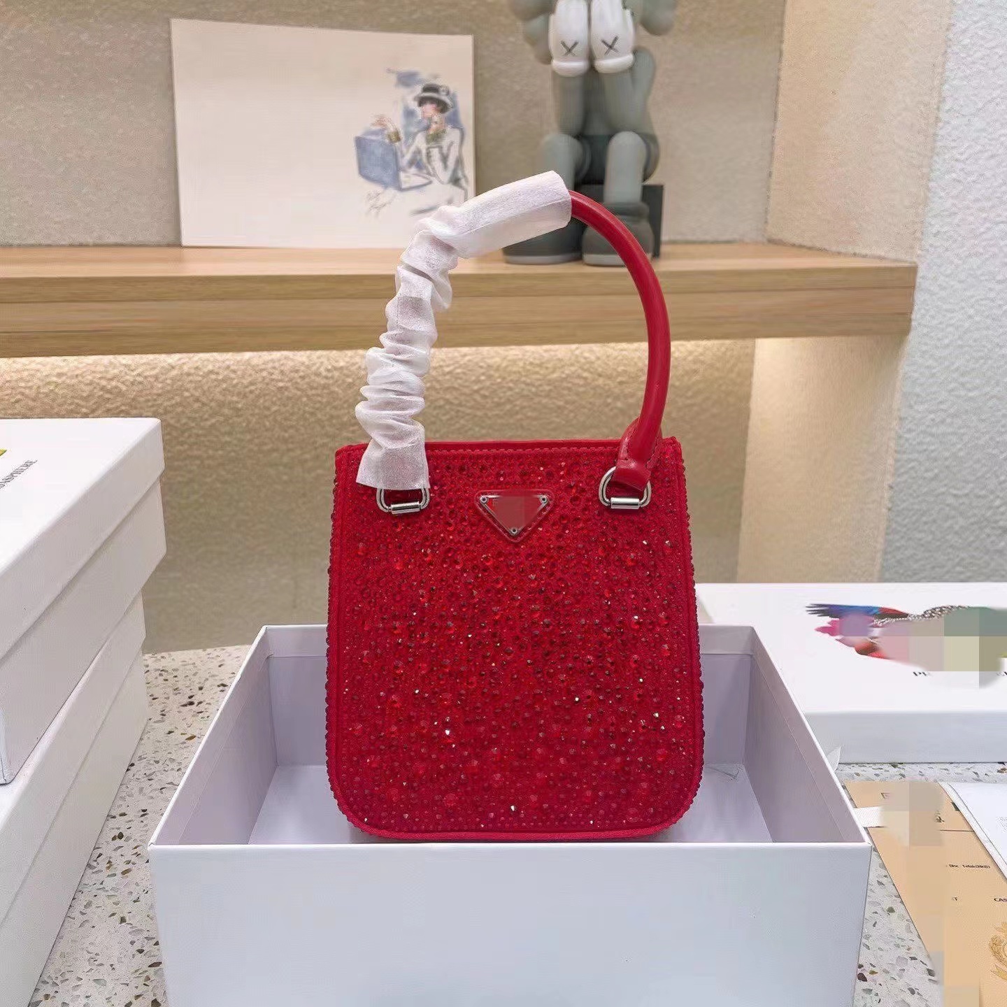 luxury designer bags the same king rhinestones flash full of rhinestones underarm Fashion handbags mini bag
luxury designer bags the same king rhinestones flash full of rhinestones underarm Fashion handbags mini bag