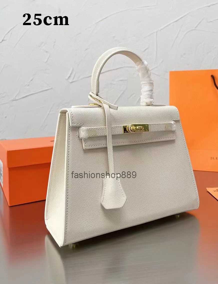 Totes Designer Shopper Bag Women Fashion Cross body Shoulder Strap Handbag Large and medium Leather bag silver gold buckle Black Luxurys Mini bag
Totes Designer Shopper Bag Women Fashion Cross body Shoulder Strap Handbag Large and medium Leather bag silver gold buckle Black Luxurys Mini bag