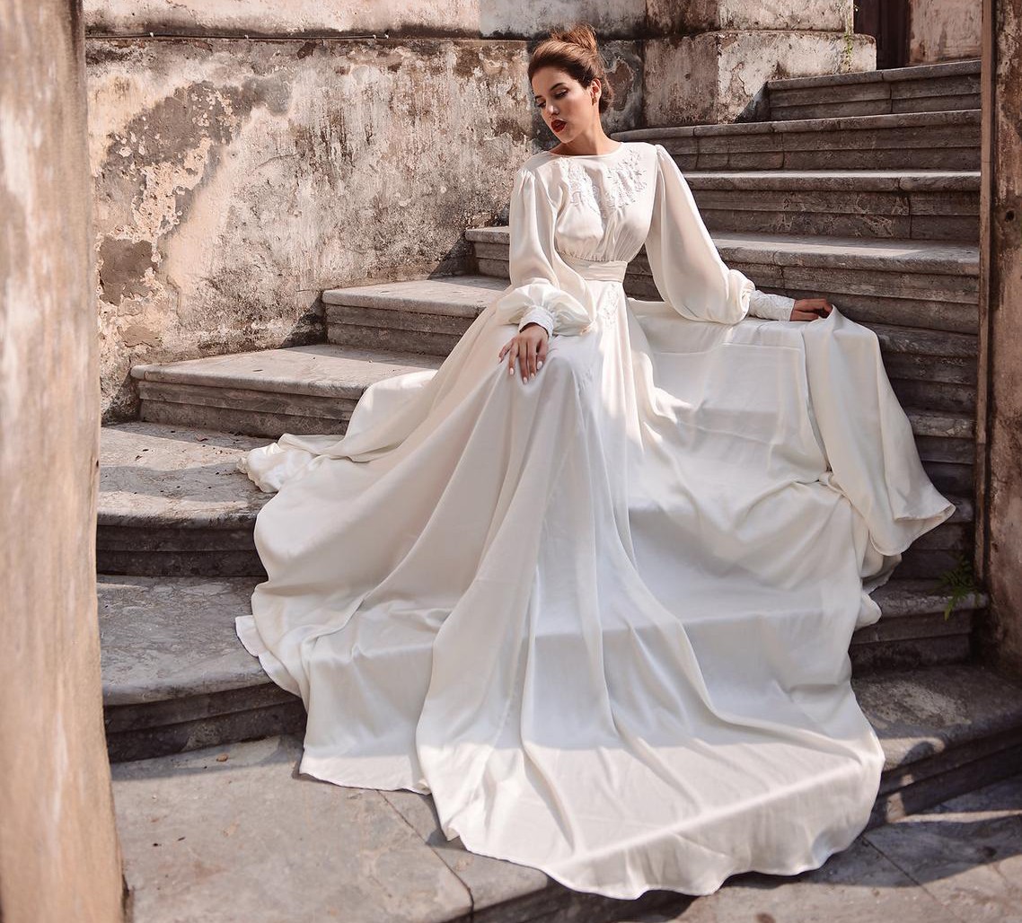 Simple A-Line Chiffon Wedding Dress Boho Backless Lace Appliques Long Puff Sleeves Bridal Gown Summer Beach 2023 Vestidos De Noiva