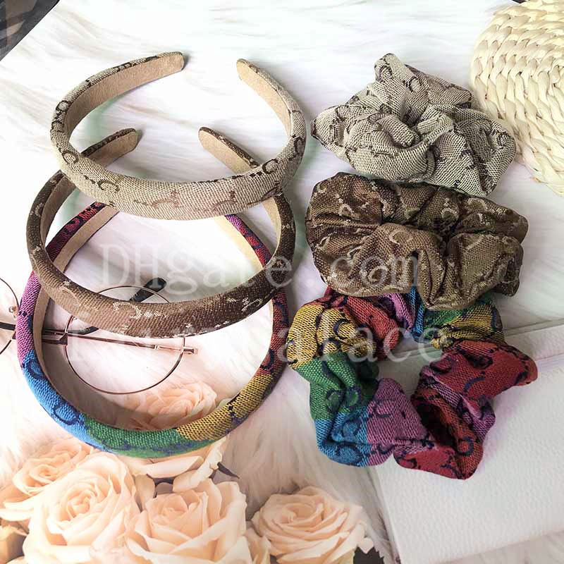 Vintage Brand Designer Letter Printing Headbands for Women Spring Rainbow HairBands HeadWrap Cloth Fabric Headwear Street Fashion HeadScarf gift
Vintage Brand Designer Letter Printing Headbands for Women Spring Rainbow HairBands HeadWrap Cloth Fabric Headwear Street Fashion HeadScarf gift
