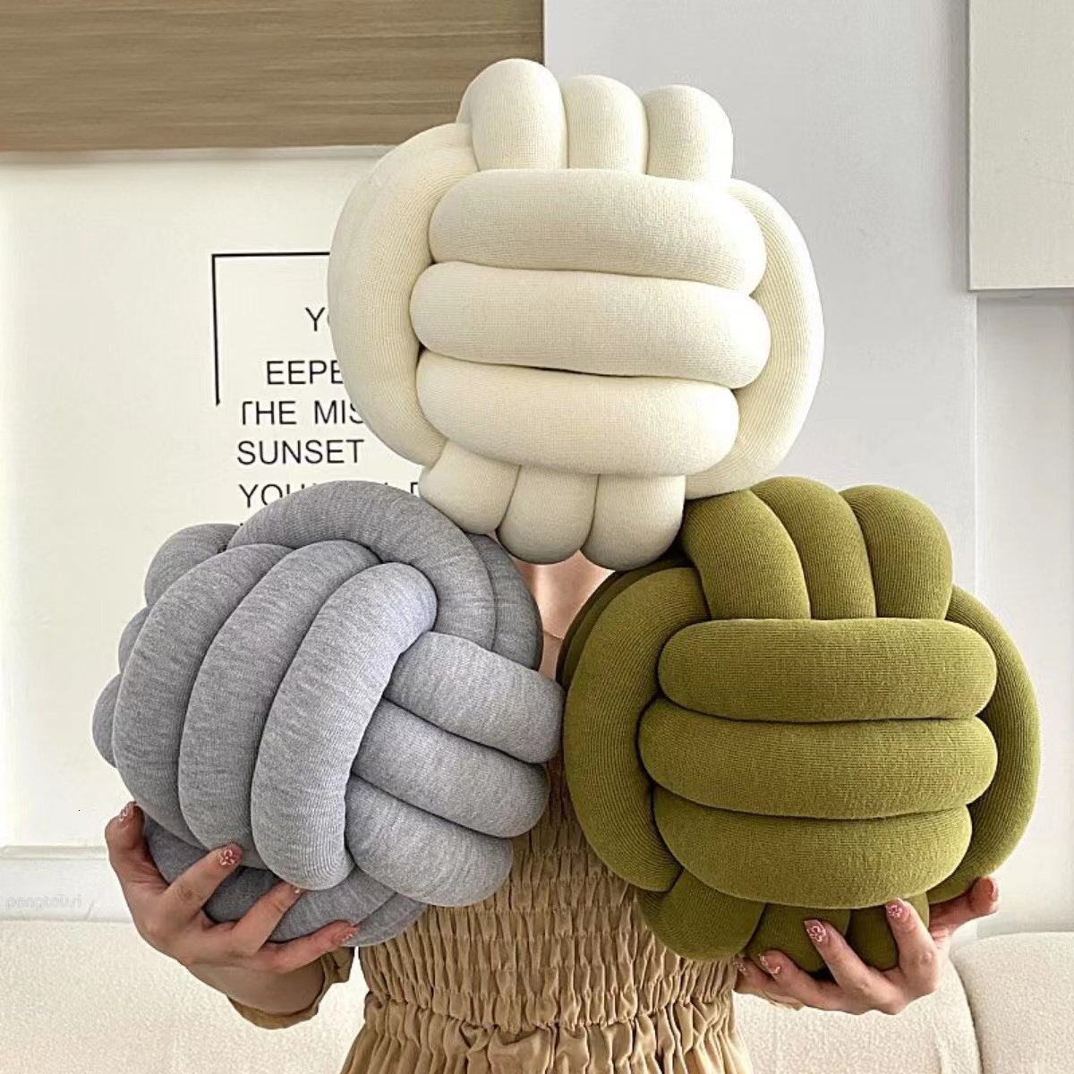 CushionDecorative Pillow Hand Knot Cushion Sofa Throw Pillow Soft Round Handmade Knotted Ball Car Bedding Stuffed Pillow Bed Living Room Chair Home Decor 230301, Beige
CushionDecorative Pillow Hand Knot Cushion Sofa Throw Pillow Soft Round Handmade Knotted Ball Car Bedding Stuffed Pillow Bed Living Room Chair Home Decor 230301, Beige