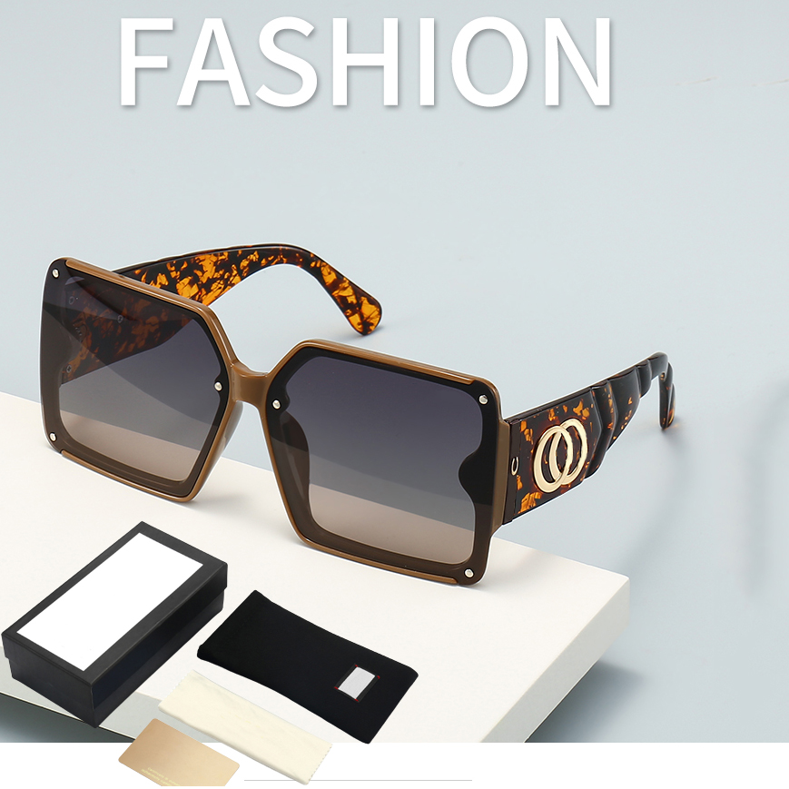 Oversize Polarized Sunglasses For Women Square Lens Designer Sunglasses With Big Letter Side Fashion Brand Sun Eyewear Lady Beach Traveling Glasses
Oversize Polarized Sunglasses For Women Square Lens Designer Sunglasses With Big Letter Side Fashion Brand Sun Eyewear Lady Beach Traveling Glasses
