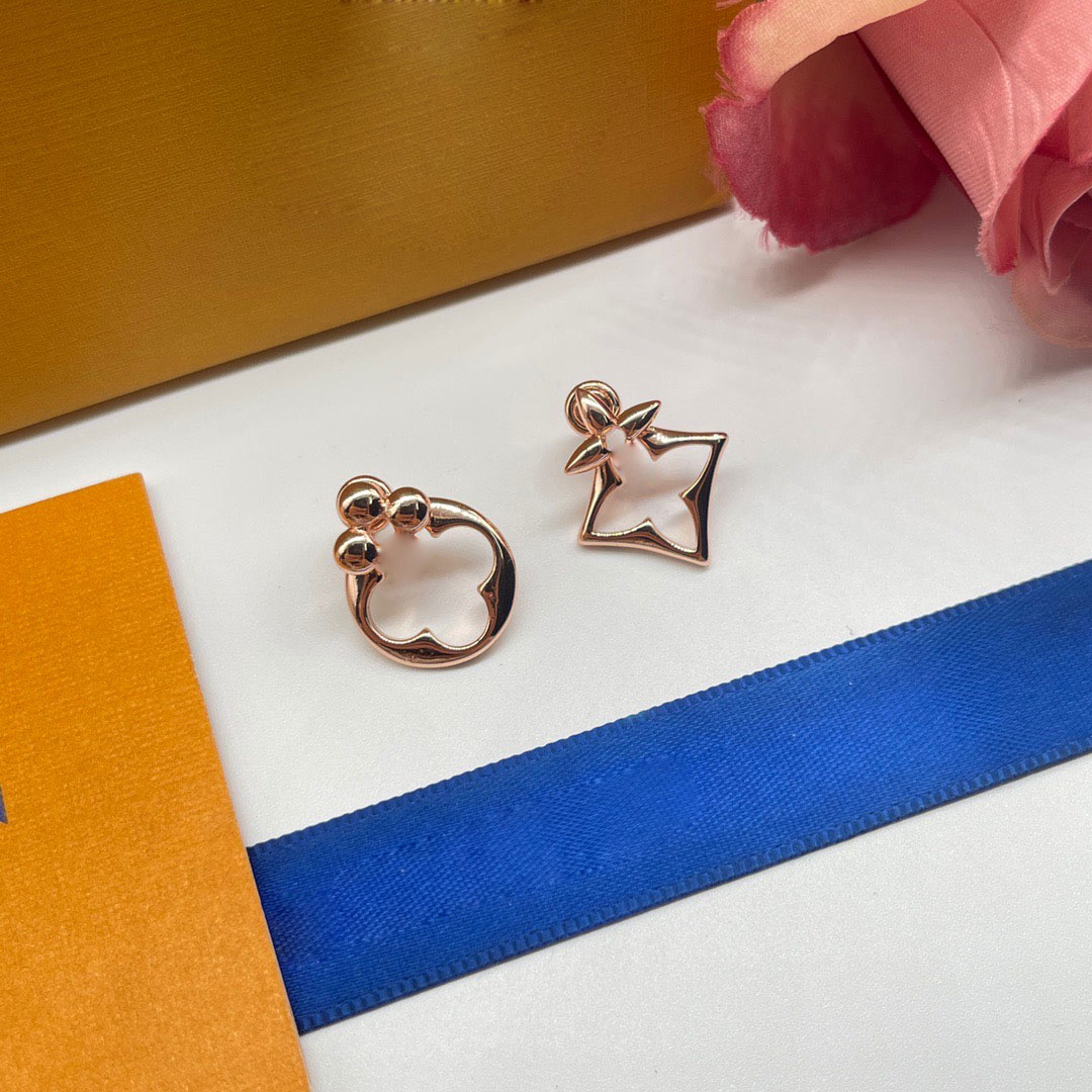 Fashion Ladies Silver Stud Earrings Earrings Jewelry Designer Ladies Earrings Designer Brand Clothing Accessories Shoes Bag Matching Earrings Birthday Gift
Fashion Ladies Silver Stud Earrings Earrings Jewelry Designer Ladies Earrings Designer Brand Clothing Accessories Shoes Bag Matching Earrings Birthday Gift