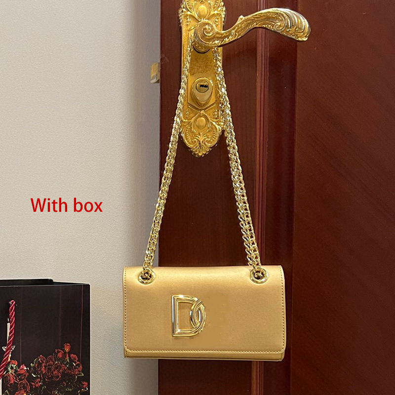 Top designer handbag fashion shoulder bag leather flip Messenger bag luxury dad wallet Joker handbag dinner clutch bag., Clear
Top designer handbag fashion shoulder bag leather flip Messenger bag luxury dad wallet Joker handbag dinner clutch bag., Clear