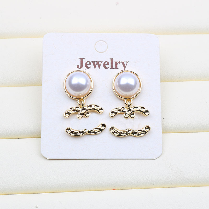 18K Gold Plated Ear Stud Diamond Rhinestone Pearl Earrings Aretes For Lady Women Party Wedding Lovers Gift Engagement Jewelry
18K Gold Plated Ear Stud Diamond Rhinestone Pearl Earrings Aretes For Lady Women Party Wedding Lovers Gift Engagement Jewelry