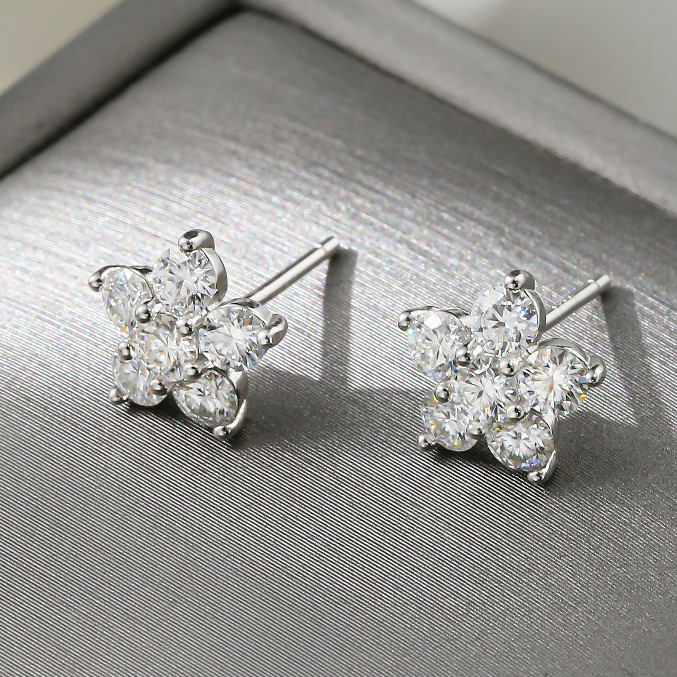 Stud 5 Petal Flower Earrings White Gold Stud Earring for Women 925 Sterling Silver Diamond Earring Gift Jewerly 230301