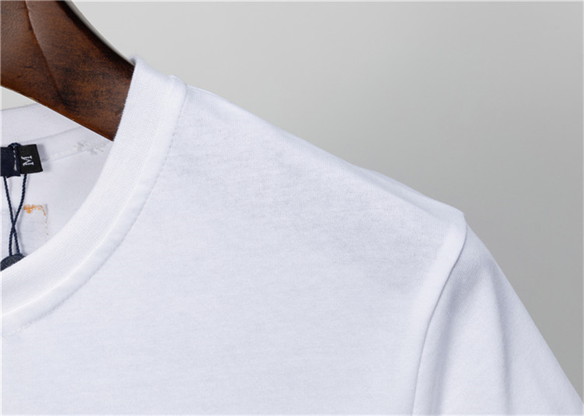 Designer new men039s Tshirt fashion printed highquality cotton crewneck casual Tshirt short sleeve casual street Tshir