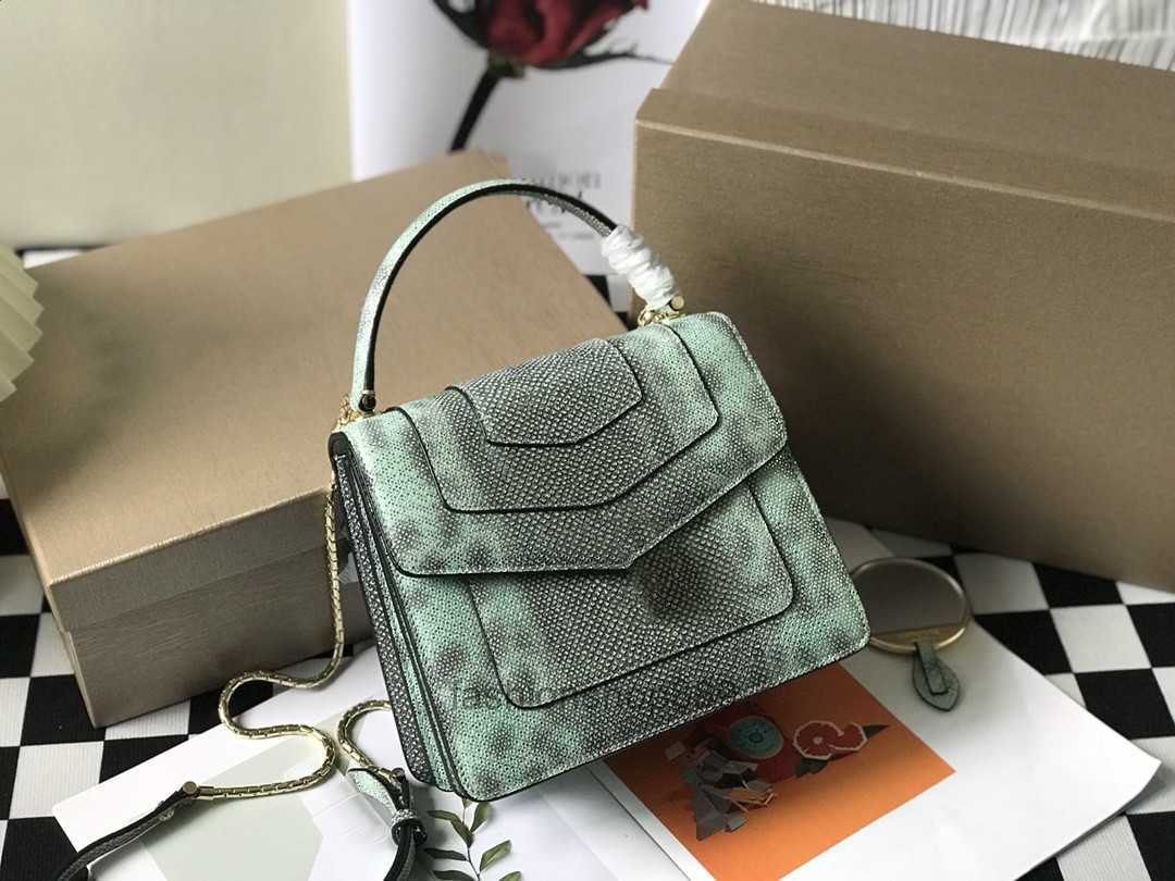 Designer Totes Luxury bucket bag Ladies Leather Shoulder Bags Handbags Lady purse Large Fashion Snakehead chain bag, #7
Designer Totes Luxury bucket bag Ladies Leather Shoulder Bags Handbags Lady purse Large Fashion Snakehead chain bag, #7