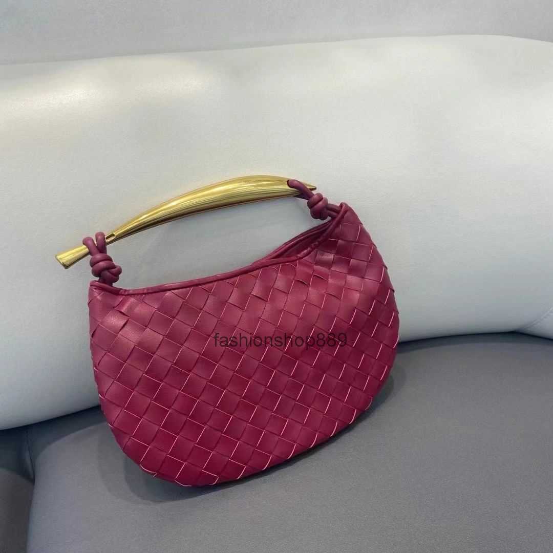 Cross Bag Body Designer Wallet Women leather Handbags Postman Shoulder Bags Purse Letter Wide Strap Woven Shopping totes Fashion top quality
Cross Bag Body Designer Wallet Women leather Handbags Postman Shoulder Bags Purse Letter Wide Strap Woven Shopping totes Fashion top quality