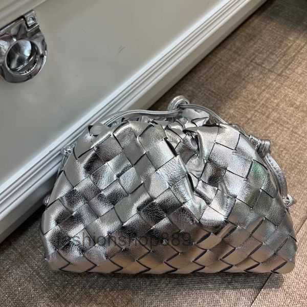 Evening Bags Bags Clutch Designers Women Luxurys Hangbags Lady Classic Large Brown dumpling Purses Business POUCH Cloud Fashion Bag Woven le
Evening Bags Bags Clutch Designers Women Luxurys Hangbags Lady Classic Large Brown dumpling Purses Business POUCH Cloud Fashion Bag Woven le