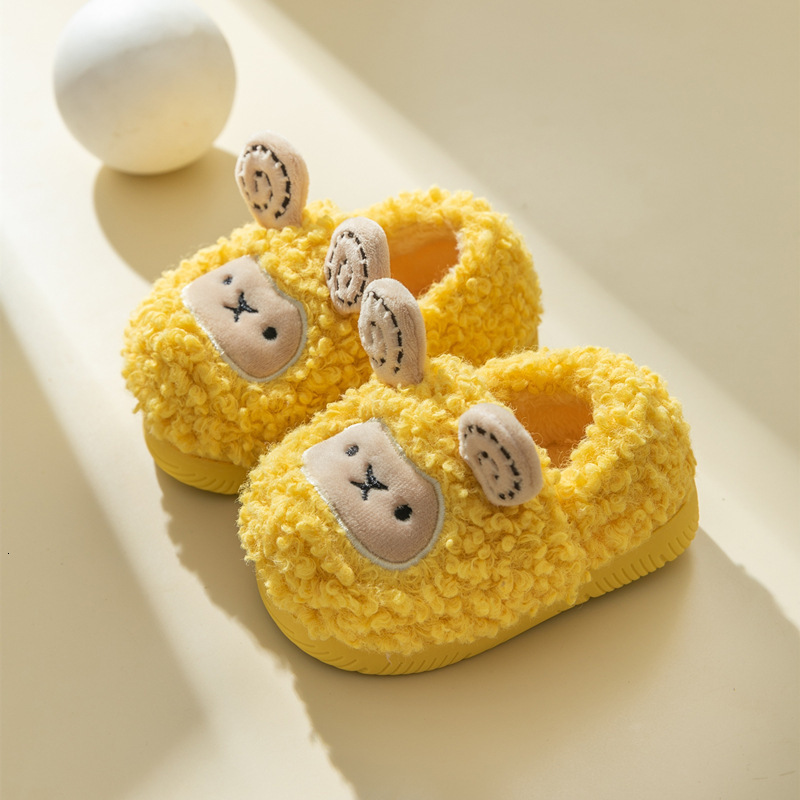 Slipper Kids Cotton-padded Home Shoes Winter Cartoon Cute Sheep House Slippers Baby Girls Warm Shoes Boys Slides 2-8Y Pantufa Infantil 230301