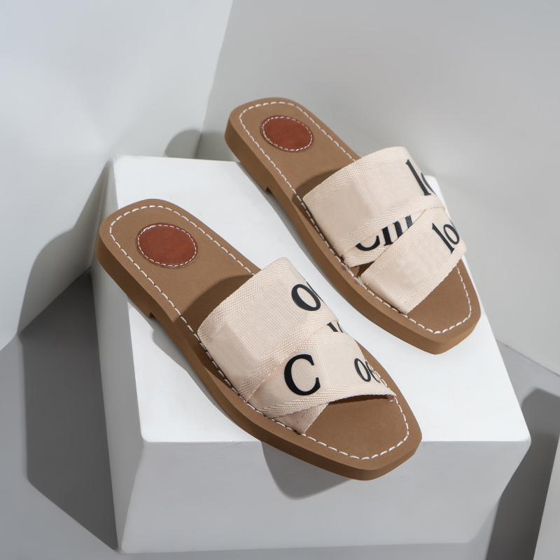 2023 Luxury Sandals Woody Mule Flat Slides Designer Canvas Slippers Womens Letter sandal slipper shoes casual thick bottom net red summer flat flip flops women, Yellow
2023 Luxury Sandals Woody Mule Flat Slides Designer Canvas Slippers Womens Letter sandal slipper shoes casual thick bottom net red summer flat flip flops women, Yellow