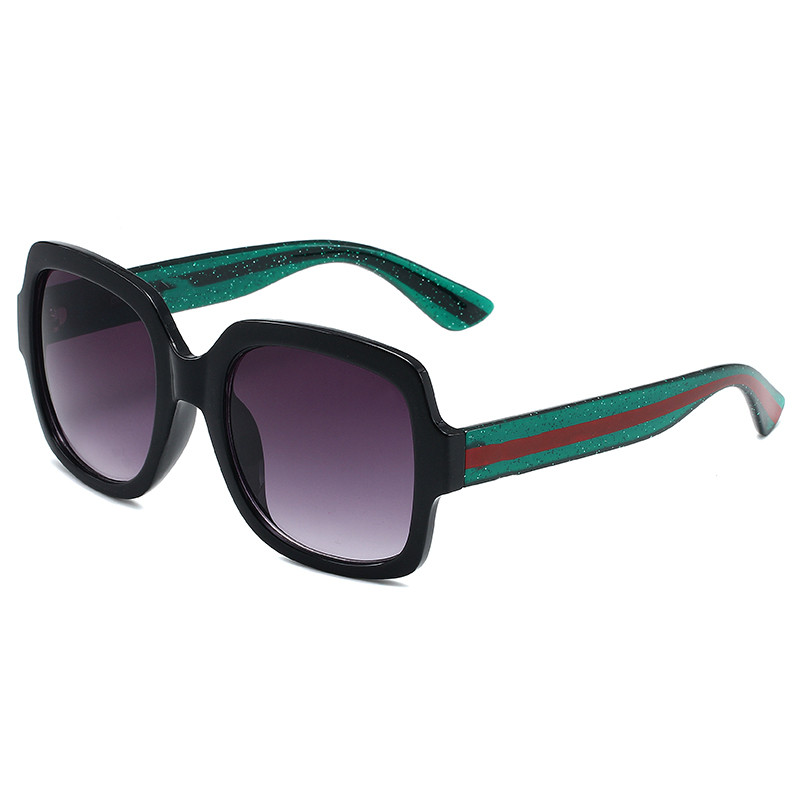 Luxury Designer Sunglasses Men Eyeglasses Outdoor Shades PC Frame Fashion Classic Lady Sun glasses Mirrors for Women
Luxury Designer Sunglasses Men Eyeglasses Outdoor Shades PC Frame Fashion Classic Lady Sun glasses Mirrors for Women