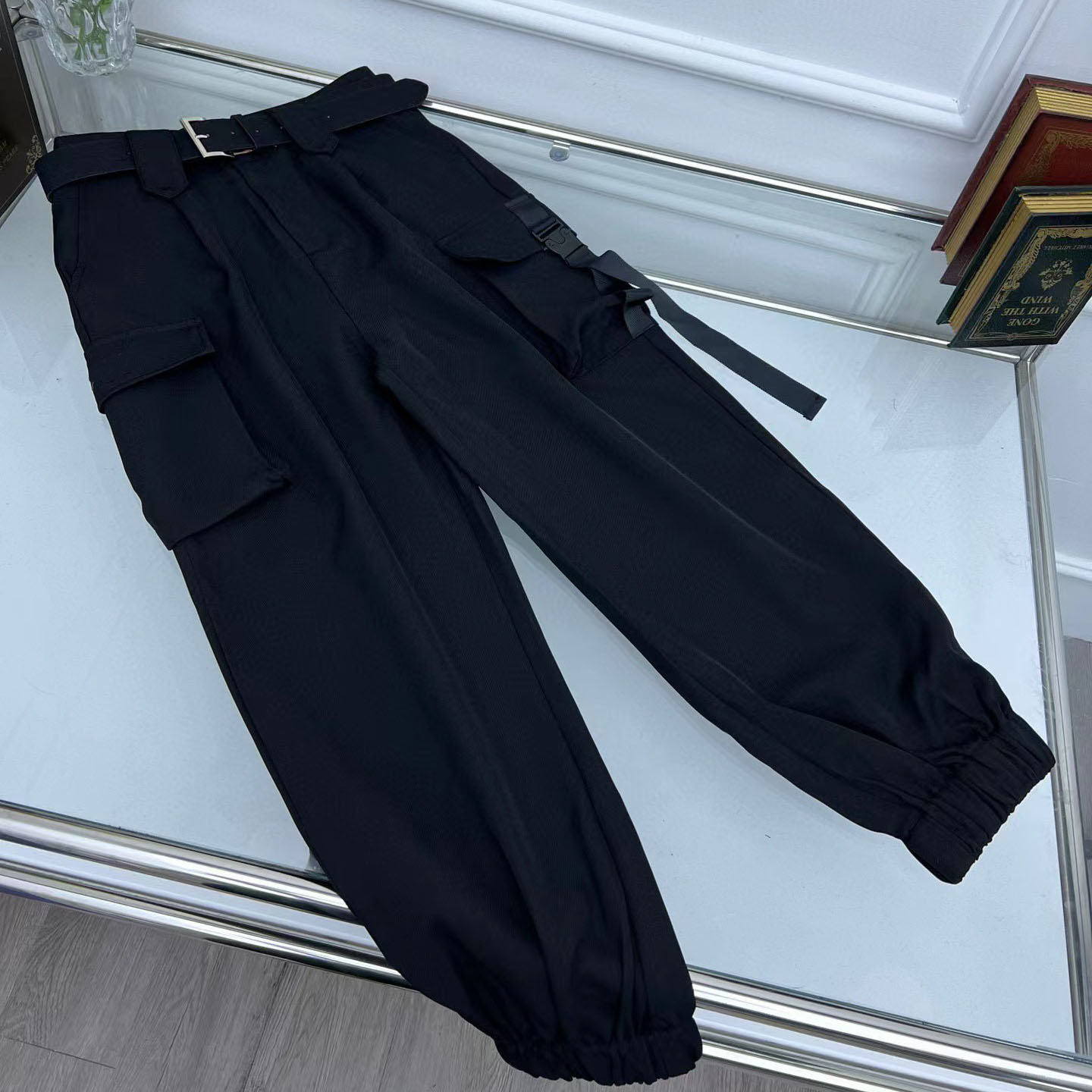 Fashions Womens Cargo Pants Unisex Letter Casual Sports Long Pants Tops Quality Cool Girls Street Designers Clothing
Fashions Womens Cargo Pants Unisex Letter Casual Sports Long Pants Tops Quality Cool Girls Street Designers Clothing