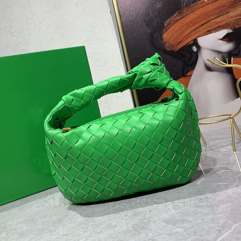 Luxury Designer Shoulder Bags womens handbags Plain Knitting Chains Button Sequined Soft Quilted Single Satchel Bag Hobo city handbag totes Multi-color, Customize
Luxury Designer Shoulder Bags womens handbags Plain Knitting Chains Button Sequined Soft Quilted Single Satchel Bag Hobo city handbag totes Multi-color, Customize