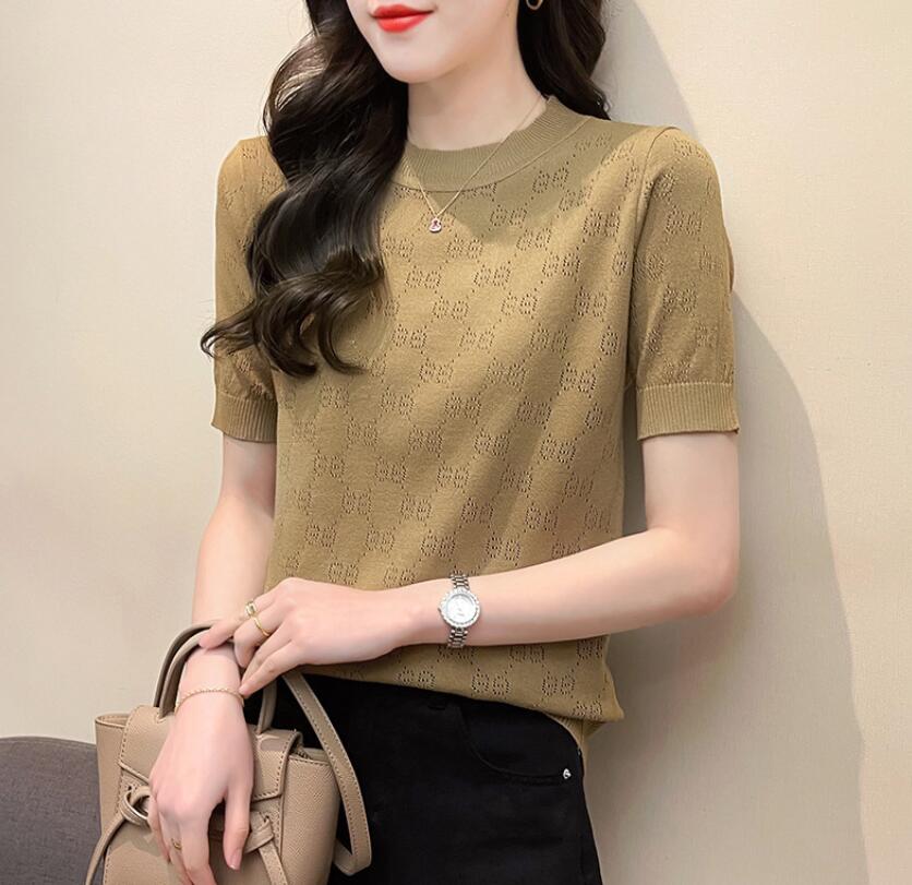 Women' Knits Tees 2023G New Spring and Summer Thin Short Sleeve T-shirt Women' Round Neck Hollow Ice Silk Knit Loose Slim Bottom Top
Women' Knits Tees 2023G New Spring and Summer Thin Short Sleeve T-shirt Women' Round Neck Hollow Ice Silk Knit Loose Slim Bottom Top
