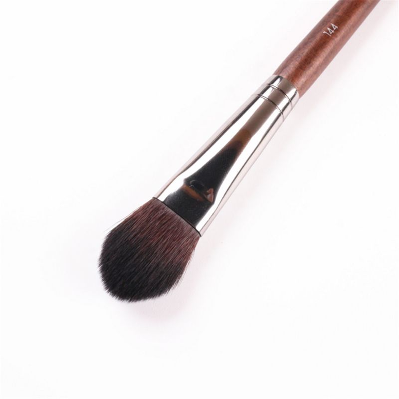 Makeup PRECISION HIGHLIGHTER Makeup Brush 144 Flat Tapered Highlighting Sculpting Contouring Beauty Cosmetics Brushes Blender Tool High quality