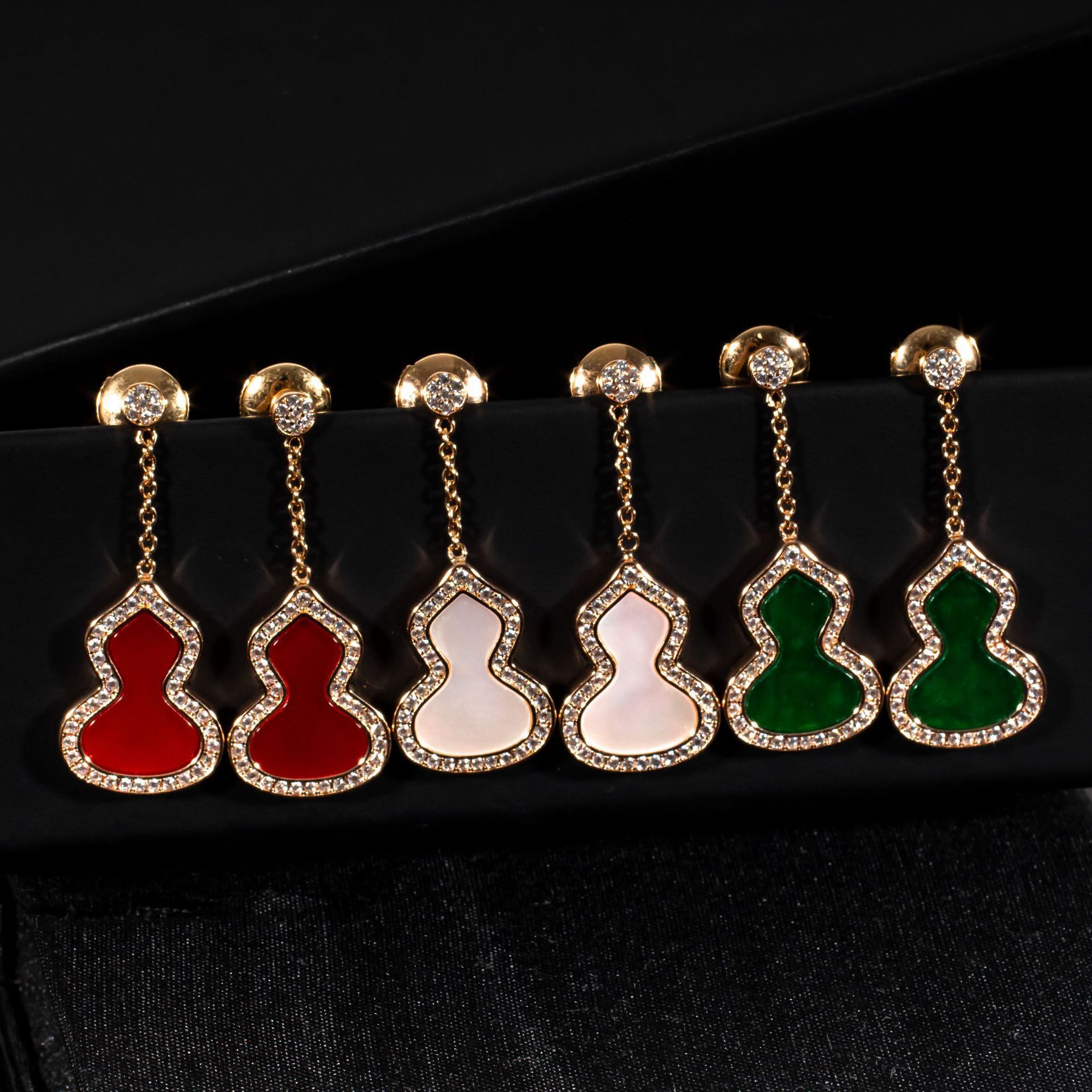 Dainty jewelry Gourd earrings 925 sterling silver plated 18K gold long white seashell earrings red gourd earrings earrings Valentine's Day Gift
Dainty jewelry Gourd earrings 925 sterling silver plated 18K gold long white seashell earrings red gourd earrings earrings Valentine's Day Gift