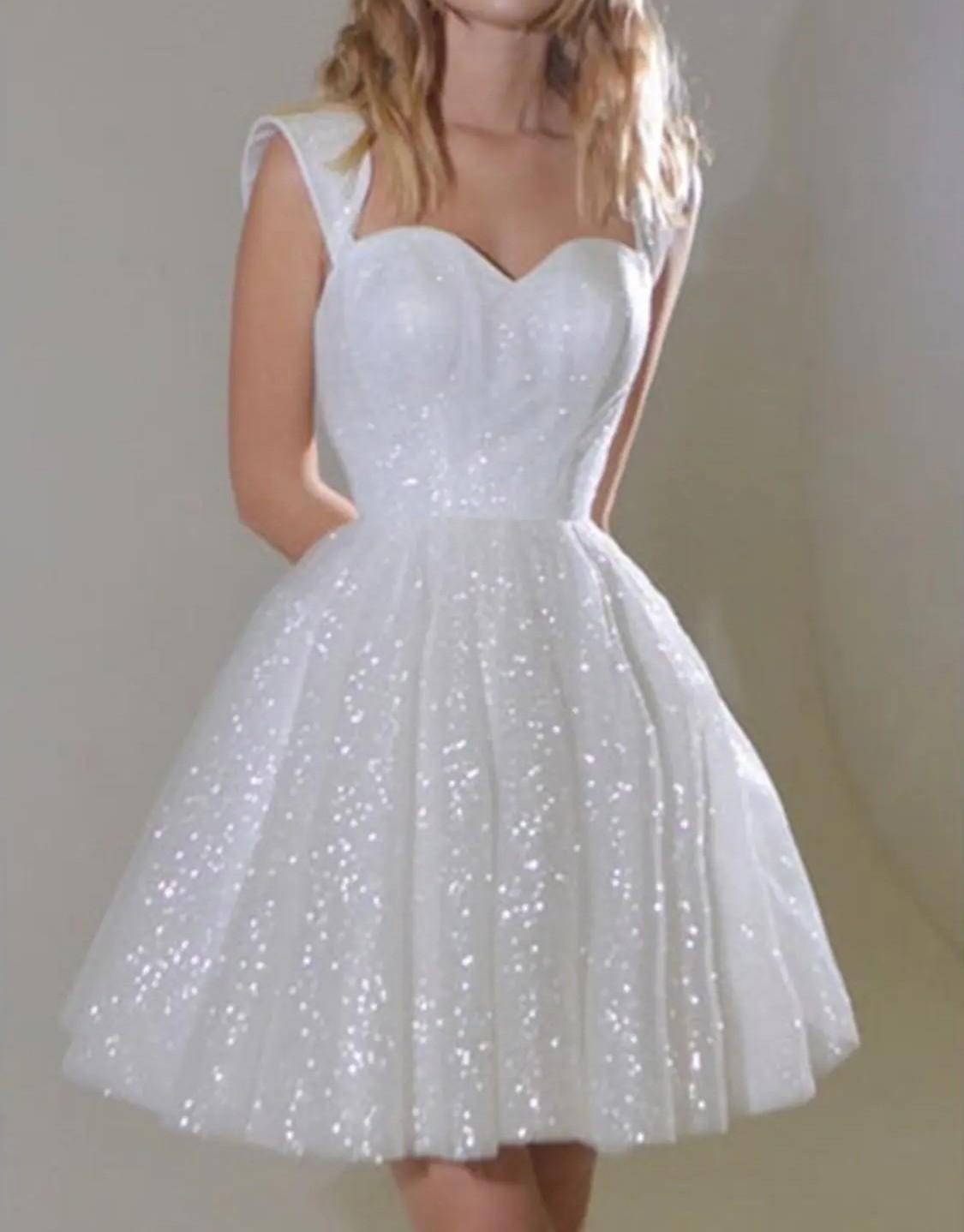 Shine Little White Short Wedding Dress 2023 A-Line Sleeveless V Neck Tulle Sequin Bridal Party Gowns Robe De Mariee Beach