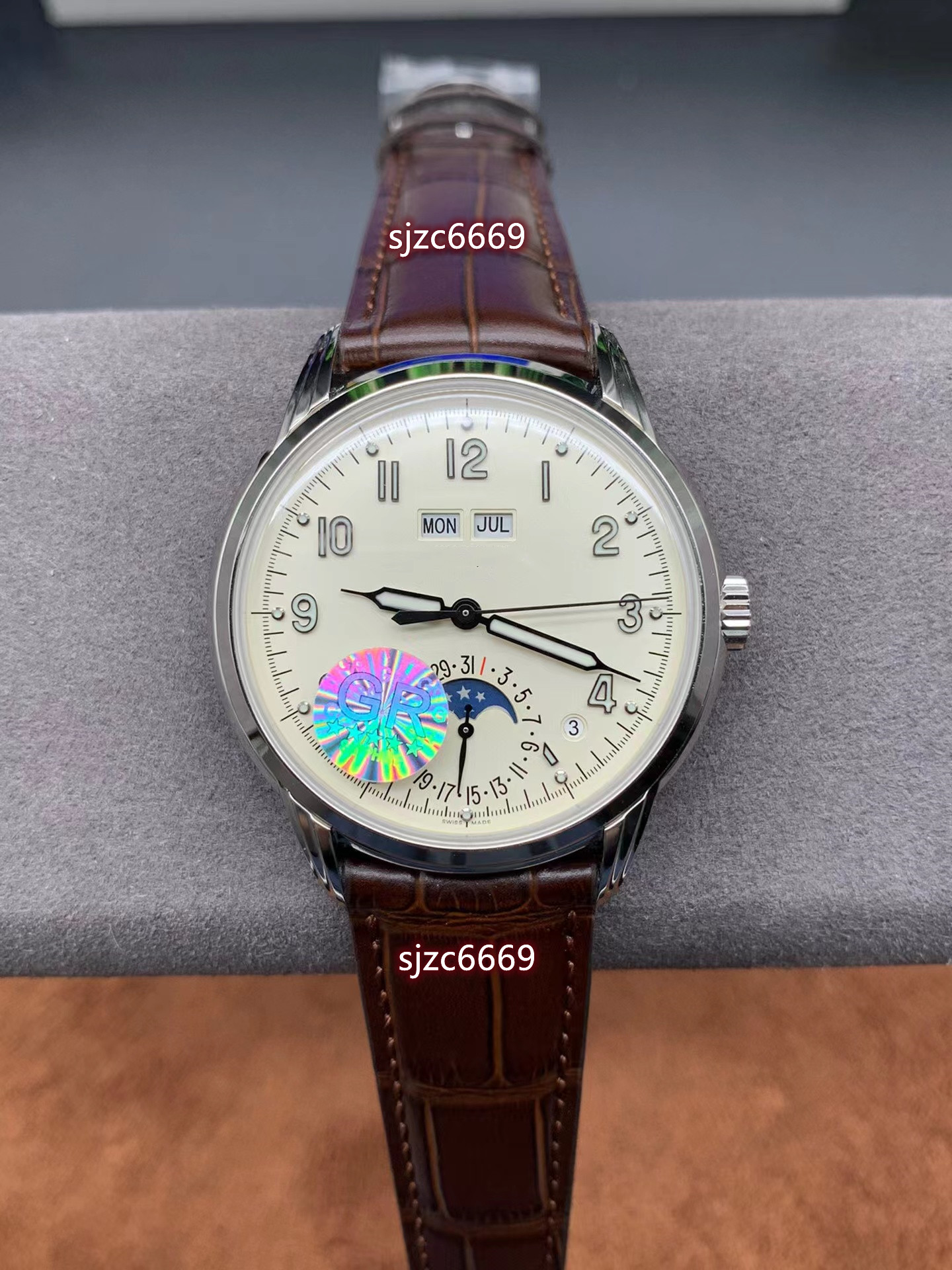 GR 5320G-001 Super complex features timing 40mm in diameter double layer steel case with 324 automatic loading movement and fish-scale main splint, As shown
GR 5320G-001 Super complex features timing 40mm in diameter double layer steel case with 324 automatic loading movement and fish-scale main splint, As shown