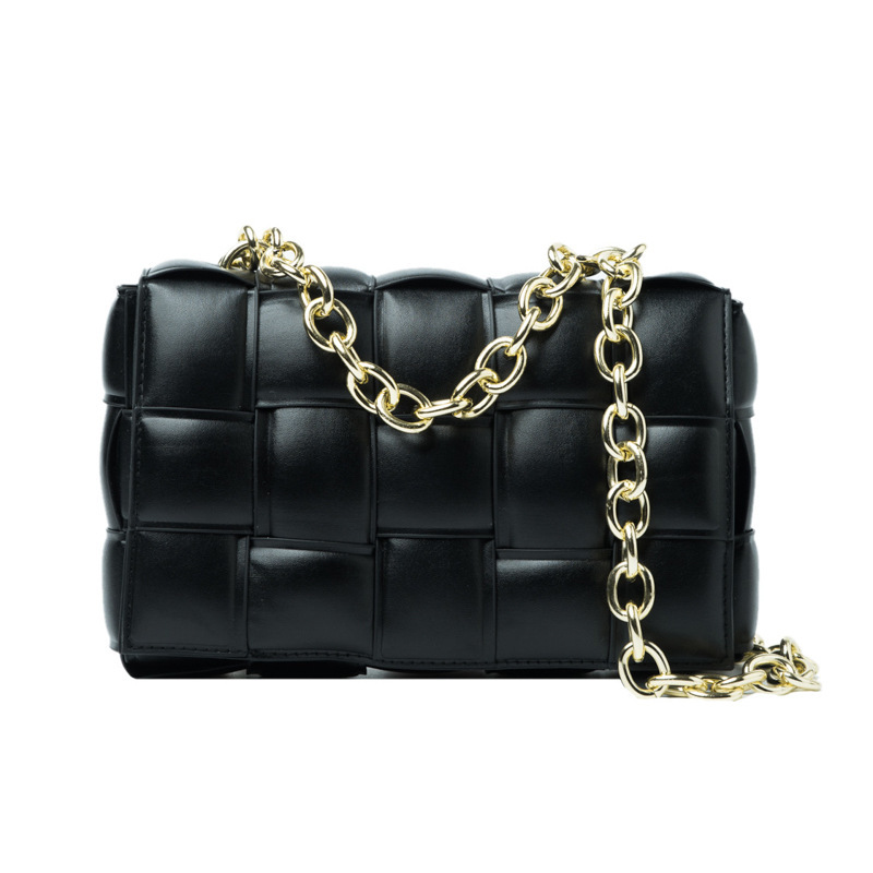 Niche design shoulder oblique straddle bag 2022 fashion women's braided chain bag, White
Niche design shoulder oblique straddle bag 2022 fashion women's braided chain bag, White