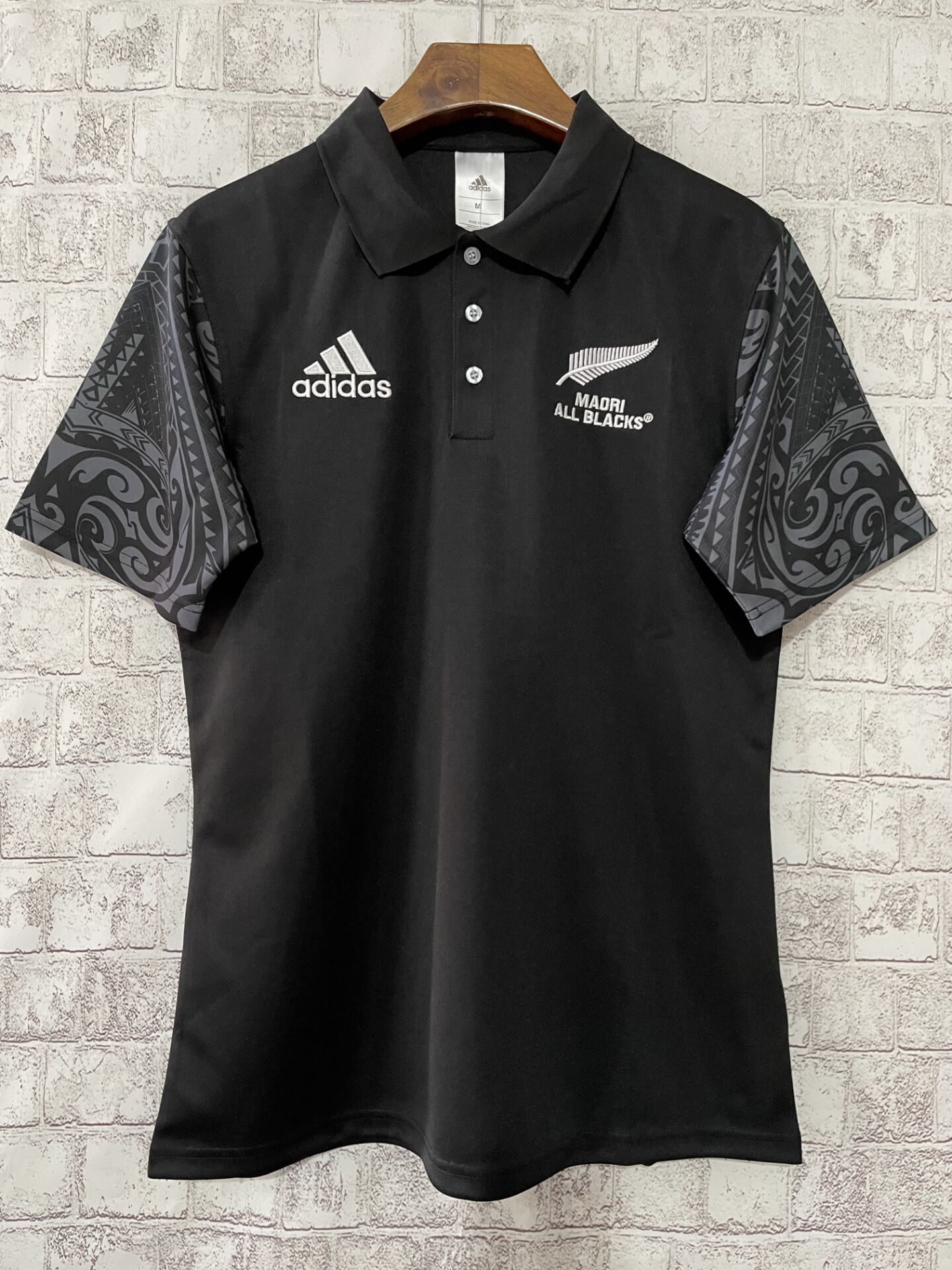 2023 New Zealand Maori All Blacks Home and Away Rugby T-shirt Short Sleeve Training Jersey All Black Jerseys size S-5XL, 2021 single
2023 New Zealand Maori All Blacks Home and Away Rugby T-shirt Short Sleeve Training Jersey All Black Jerseys size S-5XL, 2021 single