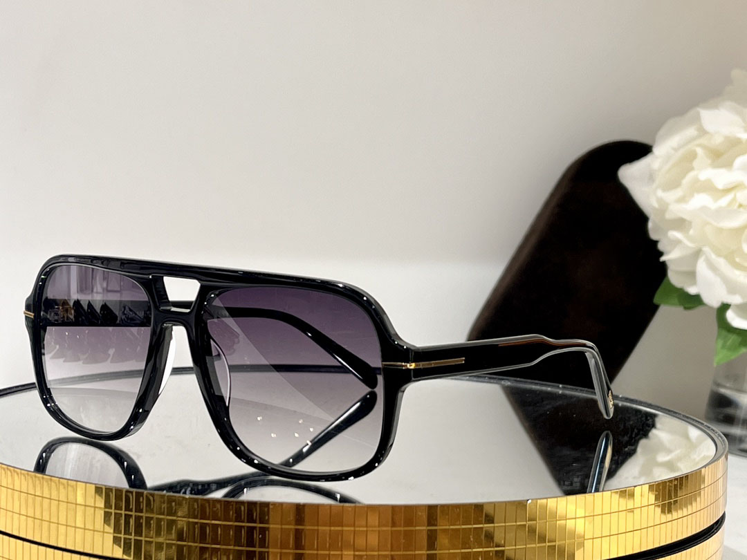 Men Sunglasses For Women Latest Selling Fashion Sun Glasses Mens Sunglass Gafas De Sol Glass UV400 Lens With Random Matching Box 884