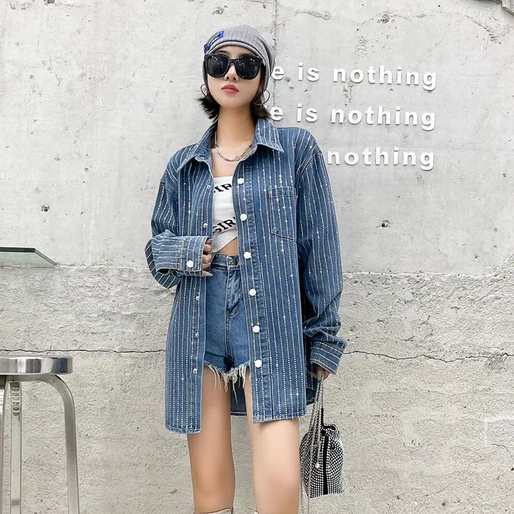 Women's Blouses Shirts European Goods Striped Crystal Denim Coat Autumn Winter Loose Leisure All-Matching Long Sleeve Diamond Shirt 230302