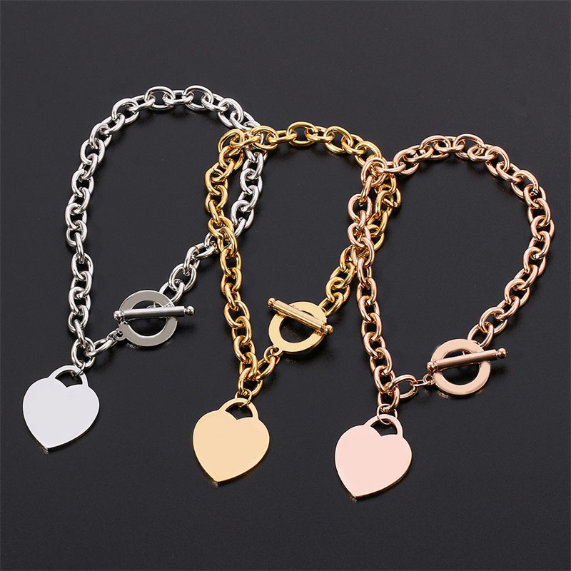 Classical hearts mens designer bracelet homme OT clasp gold plated silver color carve letter metal jewelry luxury love tag tiff pulsera
Classical hearts mens designer bracelet homme OT clasp gold plated silver color carve letter metal jewelry luxury love tag tiff pulsera