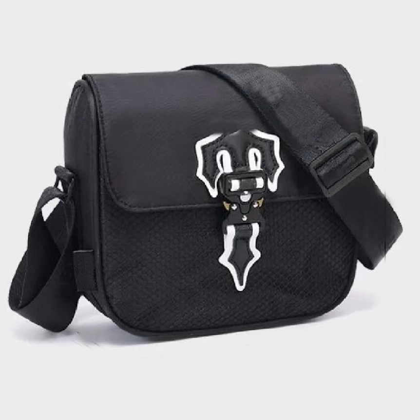 TT Bag Luxury Designer Handbag Fashion Single Shoulder Men and Women Couple Nylon Trend Wallet Durable UK High Street Fashion Hip messenger bag, Black
TT Bag Luxury Designer Handbag Fashion Single Shoulder Men and Women Couple Nylon Trend Wallet Durable UK High Street Fashion Hip messenger bag, Black