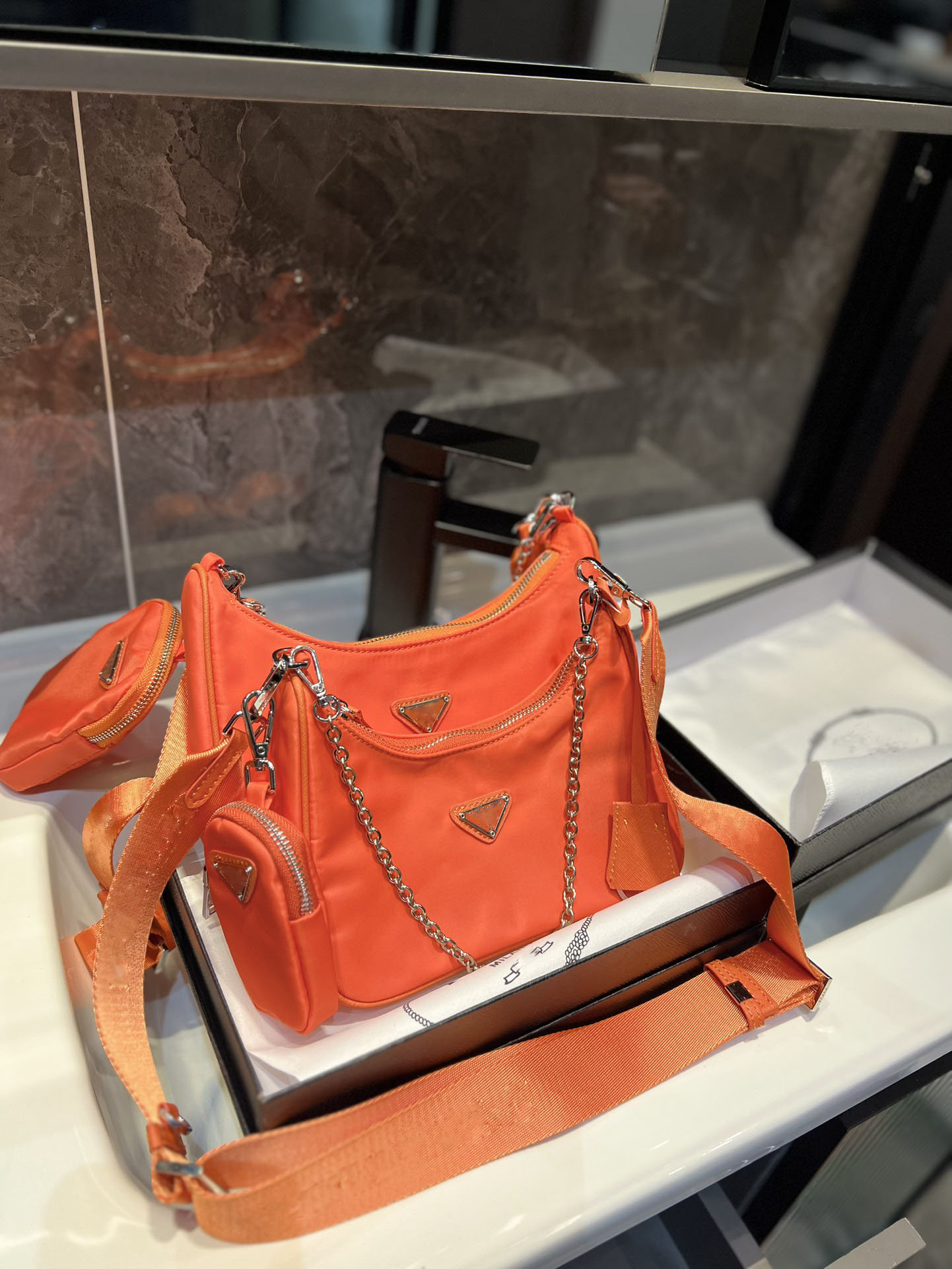 Shoulder Bags 5A Quality 2 pieces set Shoulder Bag New Pattern Nylon Handbags Selling Women luxurys Fashion Designers Bags Classic Ladies Diagonal, 06
Shoulder Bags 5A Quality 2 pieces set Shoulder Bag New Pattern Nylon Handbags Selling Women luxurys Fashion Designers Bags Classic Ladies Diagonal, 06