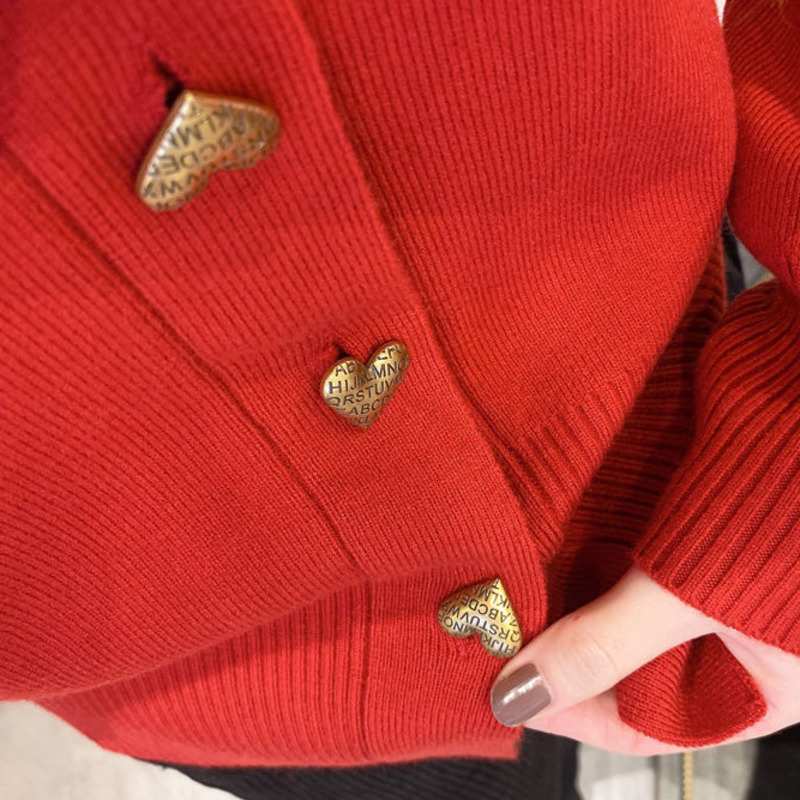 Women's Knits Tees Women Sweaters Knitted Cardigan Korean Fashion Cute Heart Buttons Chic Elegant Casual Slim Long Sleeve Sweater Tops 230302