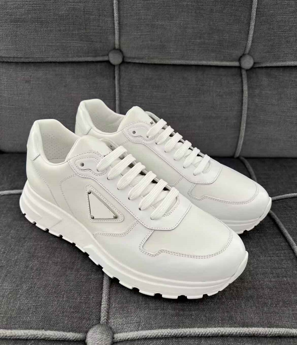 PRAX 01 Chunky Rubber Sole Trainer Shoes Re-Nylon Top Luxury Men Women Runner Sports Lug Sole Couple Casual Walking Wholesale Footwear EU35-46, 28
PRAX 01 Chunky Rubber Sole Trainer Shoes Re-Nylon Top Luxury Men Women Runner Sports Lug Sole Couple Casual Walking Wholesale Footwear EU35-46, 28