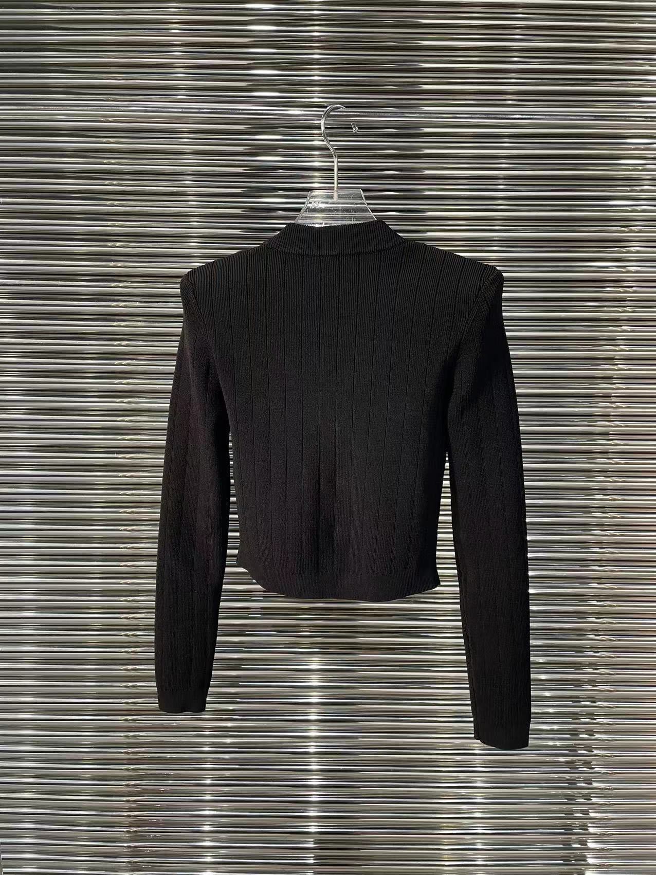 Women's Knits Tees High Quality Ladies Fashion Spring Vintage Elegant Sweet Cute Metal Button V-Neck Stretch Thick Ice Silk Knit Cardigan Top 230