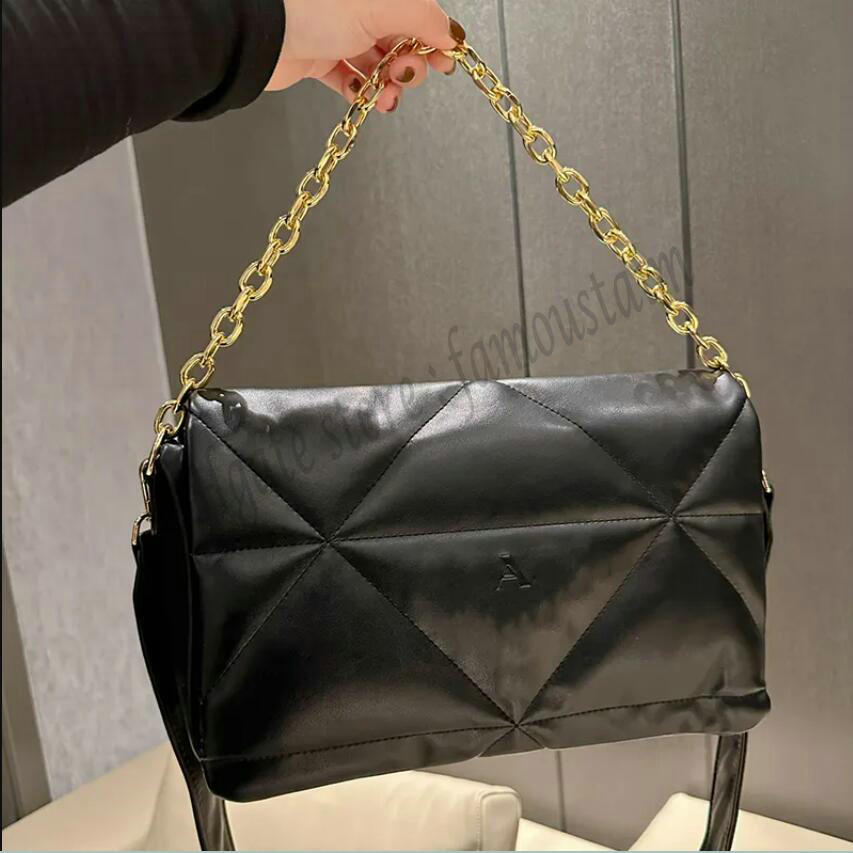 Women Designer Padded Messenger Crossbody Bag Italy Milano Luxury Brand P Triangle Qulited Nappa Leather Cross Body Flap Bags Lady Chain Strap Large Shouder Bags, 01
Women Designer Padded Messenger Crossbody Bag Italy Milano Luxury Brand P Triangle Qulited Nappa Leather Cross Body Flap Bags Lady Chain Strap Large Shouder Bags, 01