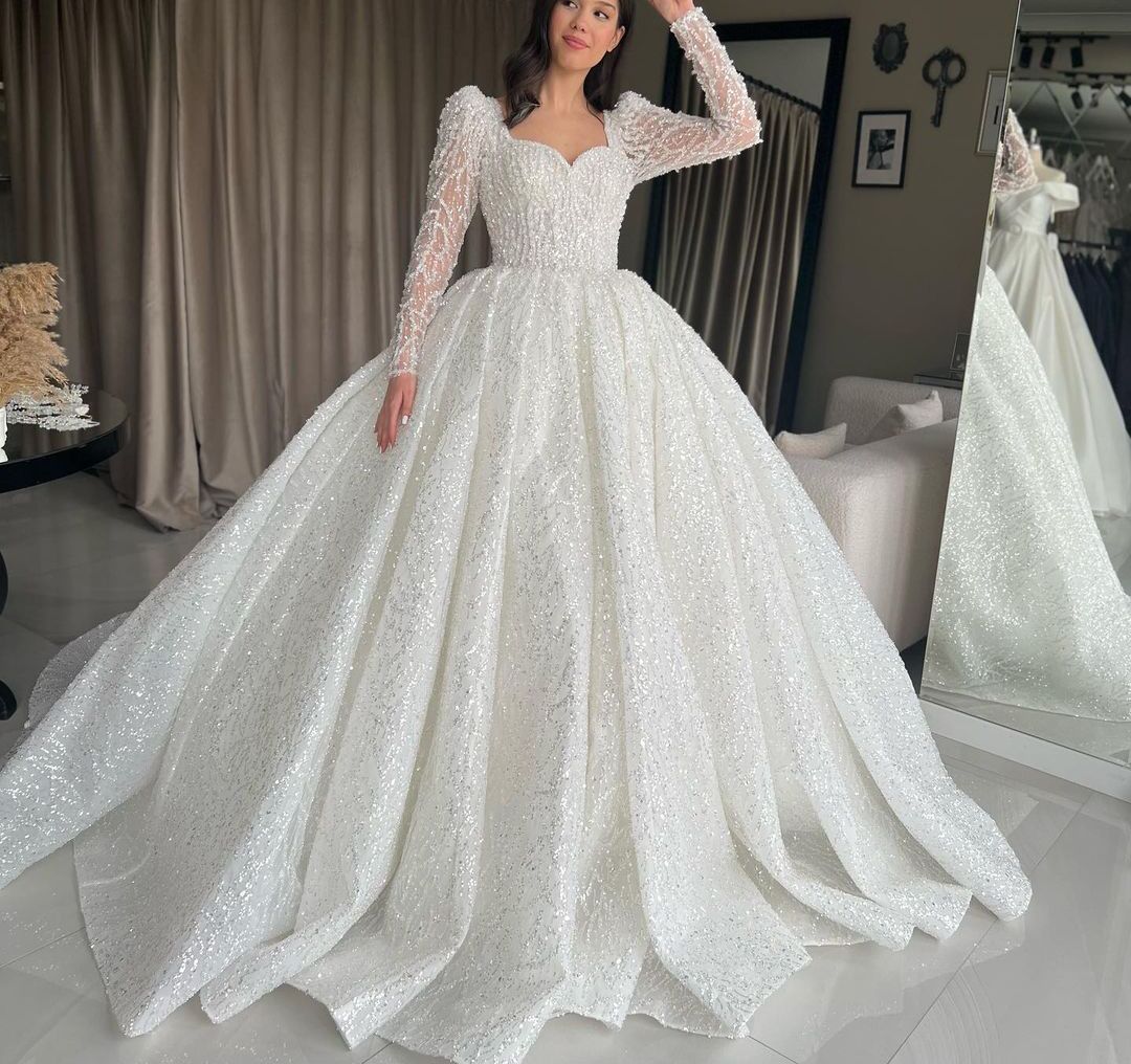 Sparkly Ball Gown Wedding Dresses Long Sleeves V Neck Sequins Appliques Beaded 3D Lace Ruffles Diamond Bridal Gowns Dresses Plus Size Custom Made Vest