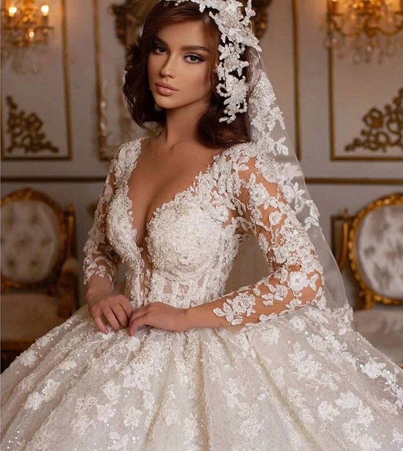 Retro 2023 Lace Wedding Dress Princess Ball Gown Beading Bridal Gowns Shinny Long Sleeves Lace Appliques Ivory Arabic Dubai Robe De Mariage