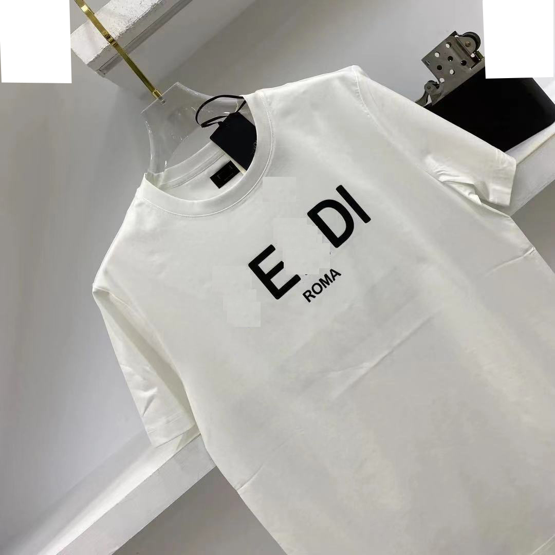 Mens Womens T-Shirt Designer Letters Print T Shirt 100% Cotton TShirt Crew Neck Short Sleeve Tees Summer Casual Unisex Tops Fashion Clothing Apparel Size M-4XL#1811
Mens Womens T-Shirt Designer Letters Print T Shirt 100% Cotton TShirt Crew Neck Short Sleeve Tees Summer Casual Unisex Tops Fashion Clothing Apparel Size M-4XL#1811