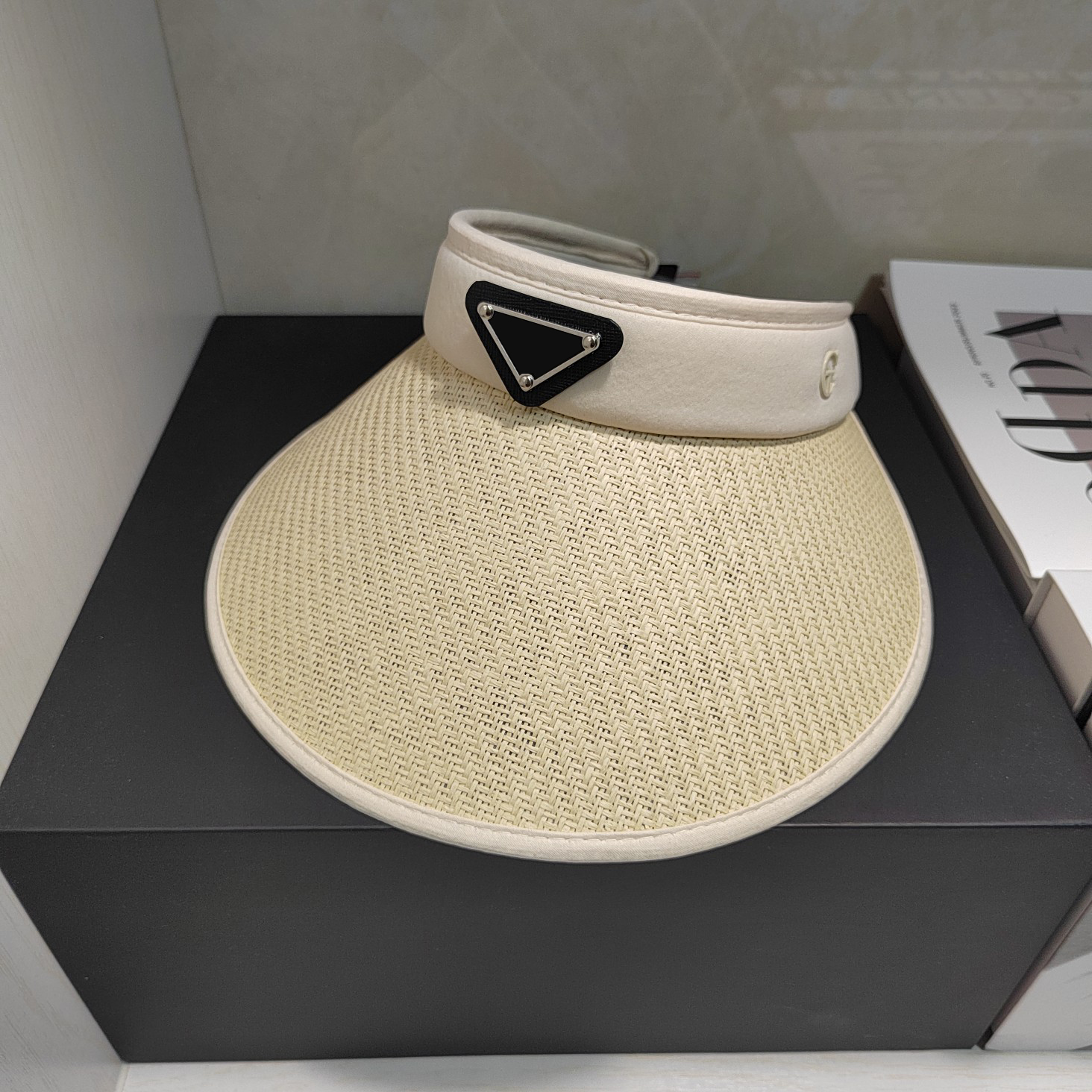 Sun visors for women Summer ladies fashion sun protection so empty hat straw cotton casual grass braid 16 kinds luxury designer visor, C6
Sun visors for women Summer ladies fashion sun protection so empty hat straw cotton casual grass braid 16 kinds luxury designer visor, C6